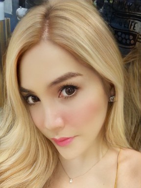 Thai ladyboys for dating / Ladyboys from Philippines for dating