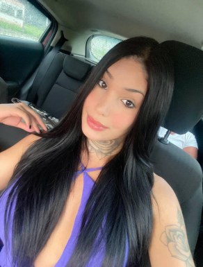 <span>Carmelle, 26</span>&nbsp;<span style='width: 25px; height: 16px; float: right; background-image: url(/bitmaps/flags_small/PH.PNG)'>&nbsp;</span><br><span>Taguig, 菲律宾</span>&nbsp;<input type='button' class='joinbtn' style='float: right' value='JOIN NOW' />