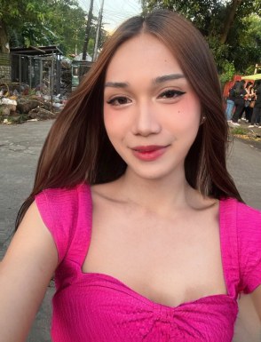 <span>Trish, 22</span>&nbsp;<span style='width: 25px; height: 16px; float: right; background-image: url(/bitmaps/flags_small/PH.PNG)'>&nbsp;</span><br><span>Bacolod, Filipiny</span>&nbsp;<input type='button' class='joinbtn' style='float: right' value='JOIN NOW' />