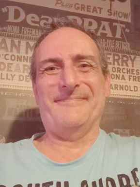 English men looking for love