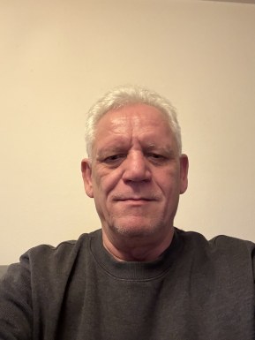 <span>Werner, 58</span>&nbsp;<span style='width: 25px; height: 16px; float: right; background-image: url(/bitmaps/flags_small/DE.PNG)'>&nbsp;</span><br><span>Munich, ドイツ</span>&nbsp;<input type='button' class='joinbtn' style='float: right' value='JOIN NOW' />