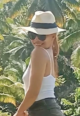 Thai ladyboys for dating / Ladyboys from Philippines for dating