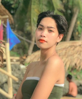 <span>Adela, 22</span> <span style='width: 25px; height: 16px; float: right; background-image: url(/bitmaps/flags_small/PH.PNG)'> </span><br><span>San Jose An, Philippines</span> <input type='button' class='joinbtn' style='float: right' value='JOIN NOW' />