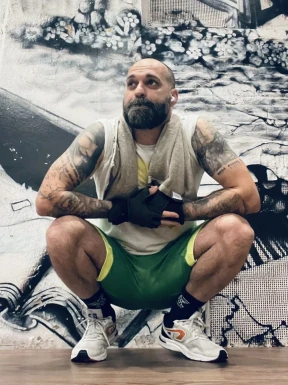 Foreign men for dating