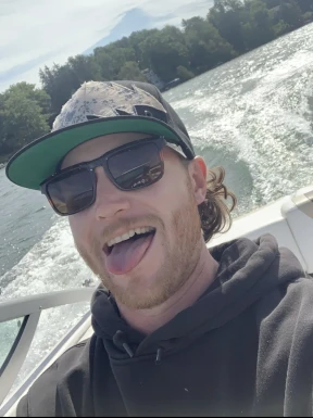 American men looking for love