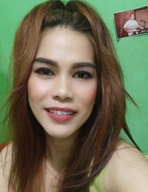 <span>Roselle, 35</span> <span style='width: 25px; height: 16px; float: right; background-image: url(/bitmaps/flags_small/PH.PNG)'> </span><br><span>Quezon, Philippines</span> <input type='button' class='joinbtn' style='float: right' value='JOIN NOW' />