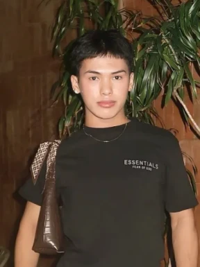 Thai ladyboys for dating / Ladyboys from Philippines for dating