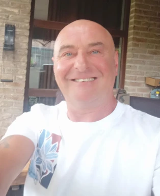 Foreign men for dating