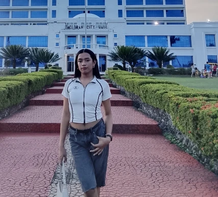 Thai ladyboys for dating / Ladyboys from Philippines for dating