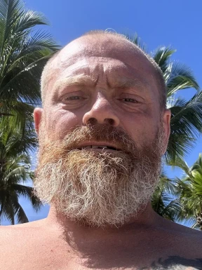 Canadian men looking for love