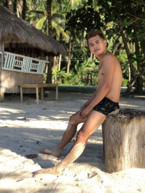 Thai ladyboys for dating / Ladyboys from Philippines for dating